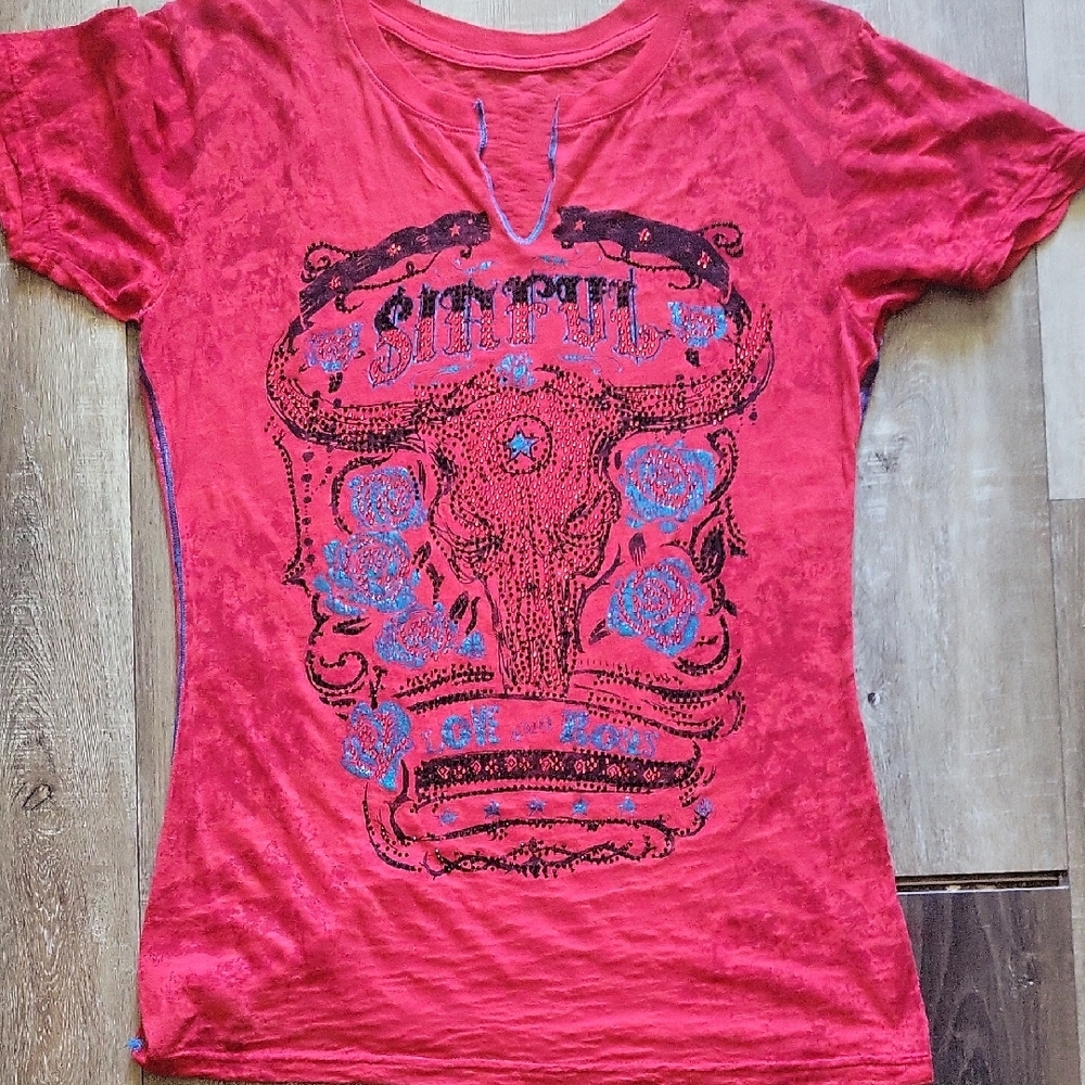 Red Graphic T-Shirt with Skull Design